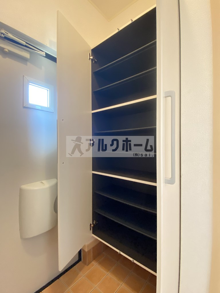 ブランテMの玄関