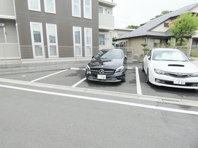 【駐車場】 | VieJoyeux