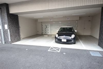 【駐車場】 | レオンコンフォート難波南