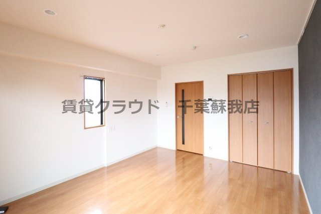 Biz STAY 千葉・蘇我の洋室|同じ建物の別のお部屋の写真になります！