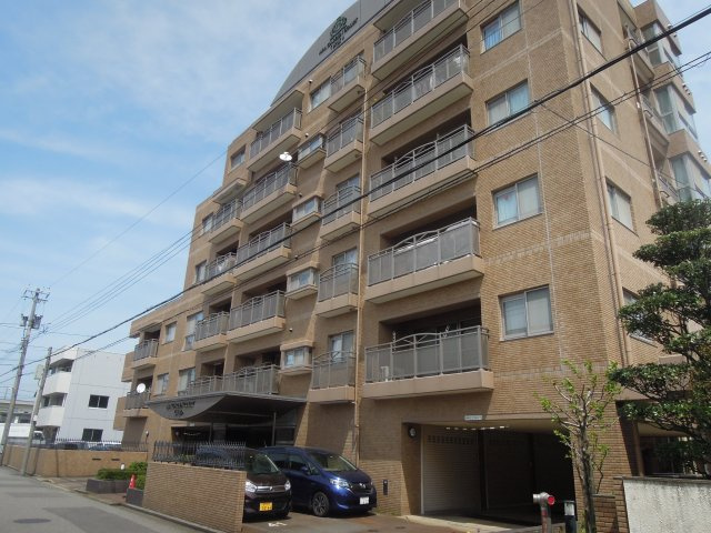 アパガーデンコート大宮の外観