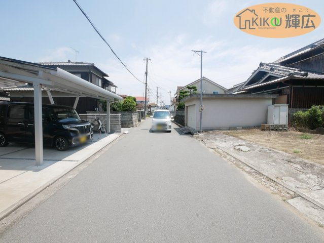 高砂市曽根町　土地の前面道路含む現地写真