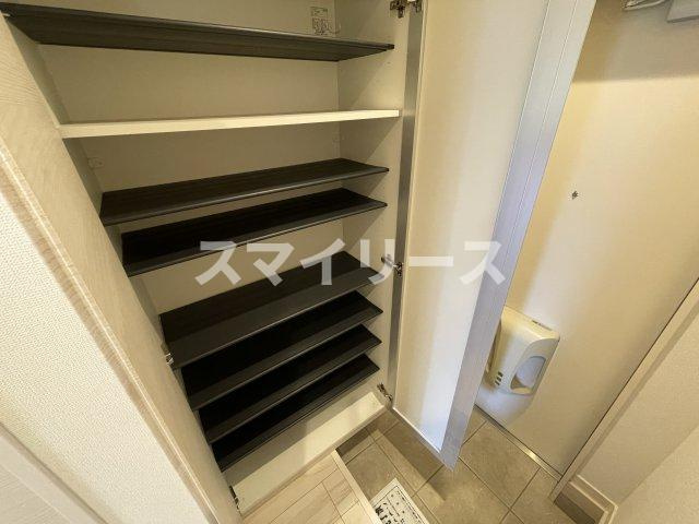 クレール流山おおたかの森の玄関
