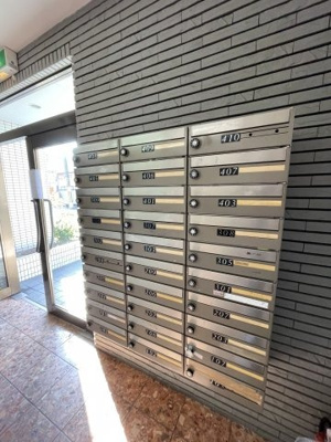 【その他共用部分】 | モアメゾン２ | 集合ポストがあります