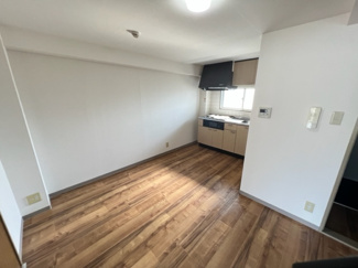 【居間・リビング】 | アールグレイ山本 | ゆったり過ごせる居間です