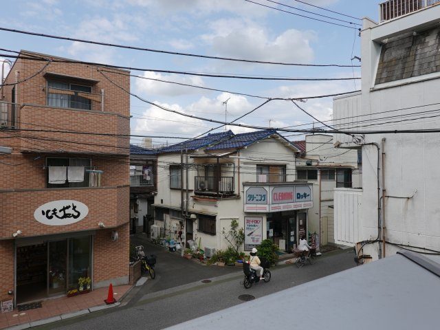 adonis柴又のバルコニー