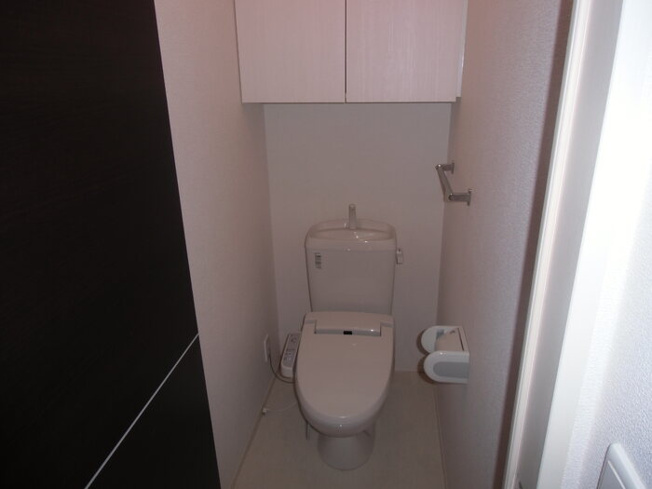 【トイレ】 | メゾンアンソレイエ竜王 | 『メゾンアンソレイエ』