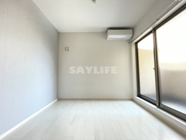 グランヒル深江橋の洋室