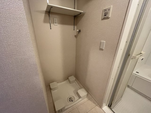 中川レジデンスの内装|室内洗濯機置場