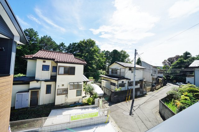 バルコニーが2箇所ある機能的な3SLDKのお住まい。カースペース２台♪の展望|相鉄本線「西谷」駅からは徒歩約19分です。