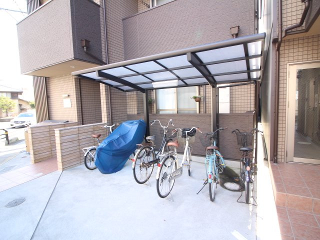 グランシャリオ長岡京のその他共用部分|駐輪場