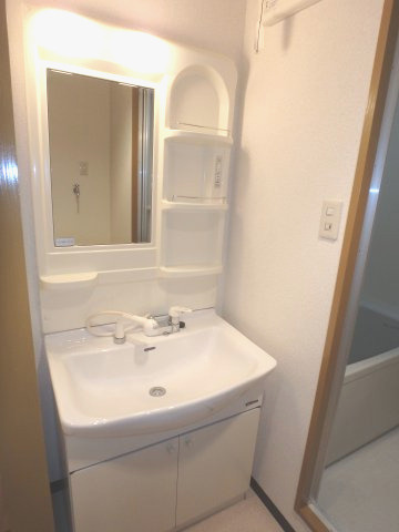 ビューリバー豊成の独立洗面台