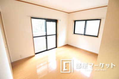 【内装】 | レイクヒルアミリ