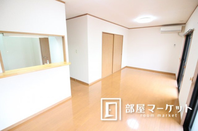 【居間・リビング】 | レイクヒルアミリ