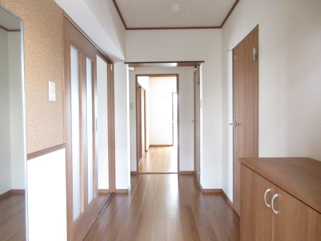 ハイフラット静徳の内装