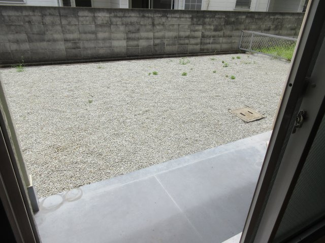 ハイフラット静徳のバルコニー