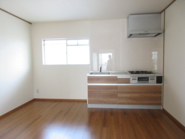 ハイフラット静徳の居間・リビング