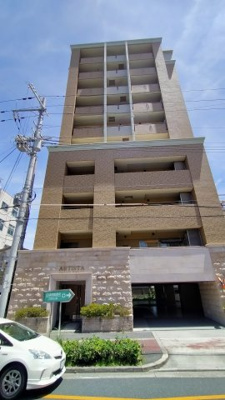 【外観】 | アルティスタ大阪城東 | ◎大阪メトロ中央線『緑橋駅』徒歩6分！！
◎小学校が近くお子様の通学が安心です。
◎スーパー等周辺施設充実♪
