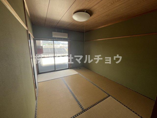 ビル槇山の和室|和室ならではの温かな和の空間で寛ぎの時間を過ごせます