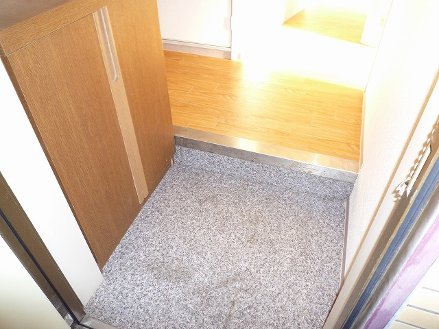 【玄関】 | レスカール鵜の森 | ※同建物同型別のお部屋