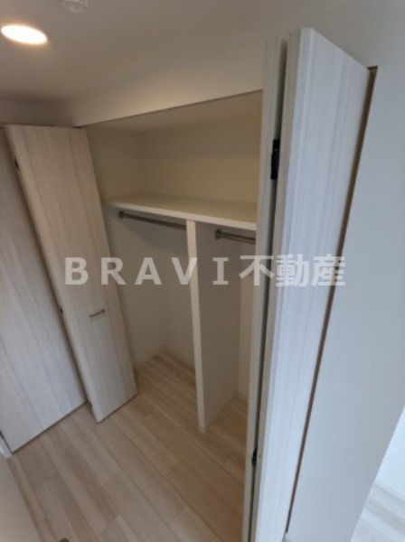 S-RESIDENCE堺筋本町Uno（エスレジデンスサカイスジホンマチウーノ）　BRAVI不動産の収納|【S-RESIDENCE堺筋本町Uno】大きなスペースがあり、収納には困りません