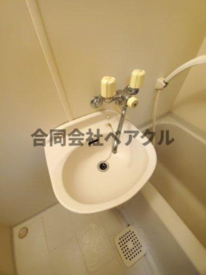 【洗面所】 | グランデ御池 | ゆったりとスペースのある洗面所