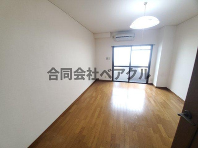 【寝室】 | グランデ御池 | 落ち着いた色調の寝室です