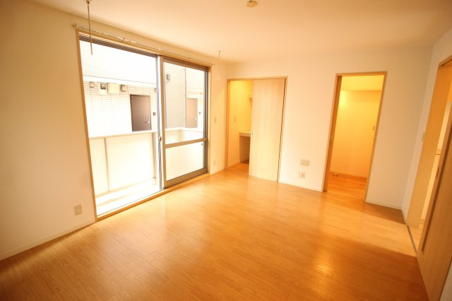 ブランノーブルの居間・リビング