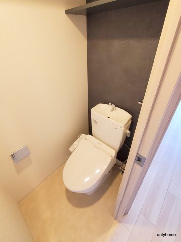 S-RESIDENCE堺筋本町Uno 仲介手数料無料のトイレ