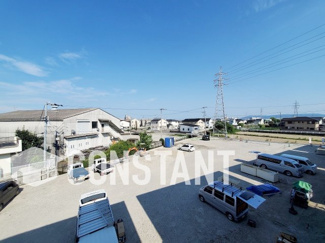 【展望】 | ※同タイプの参考物件写真となります（色・素材等違う場合もございます。ご了承くださいませ。）