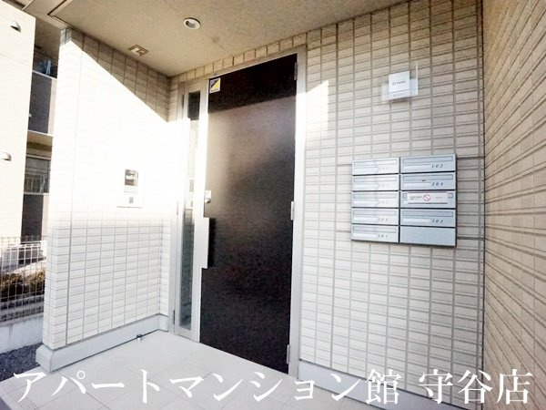 ゼピュロスみどりの C棟のエントランス