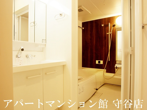 ゼピュロスみどりの C棟の洗面所