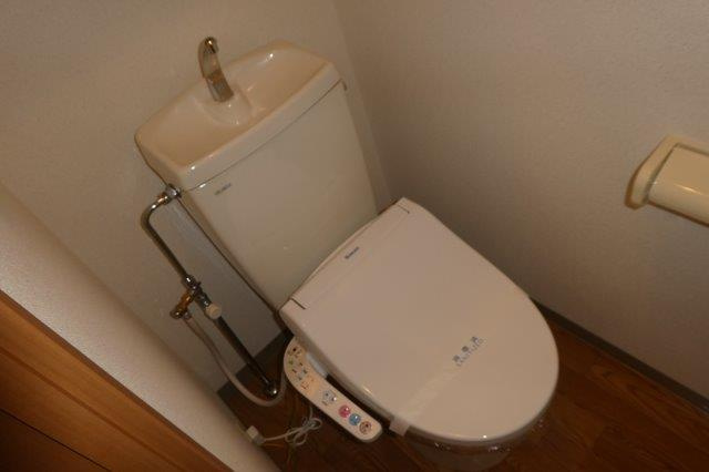 グリーンパレスⅢのトイレ|ウォシュレット