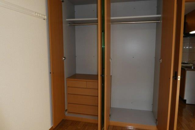 グリーンパレスⅢの収納|クローゼット