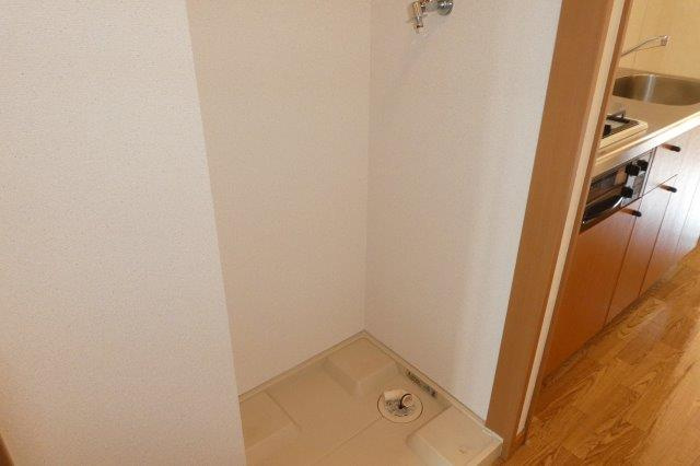 グリーンパレスⅢのその他|洗濯機置き場