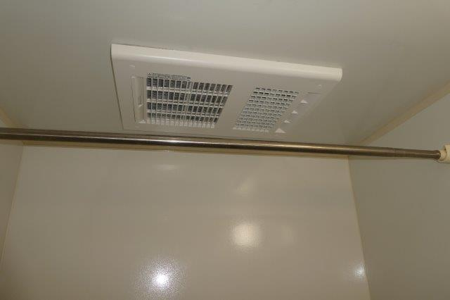 グリーンパレスⅢの浴室|浴室乾燥機