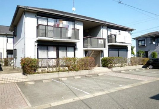サンエクセル小森野Ｄの駐車場|敷地内に駐車場がございます