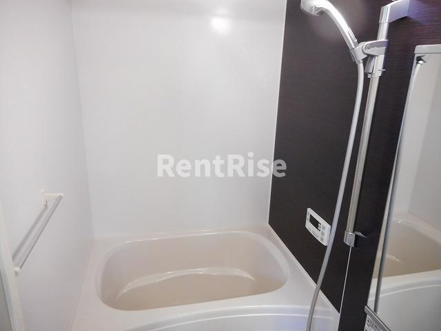 ラブリー・Ｋの浴室|バス