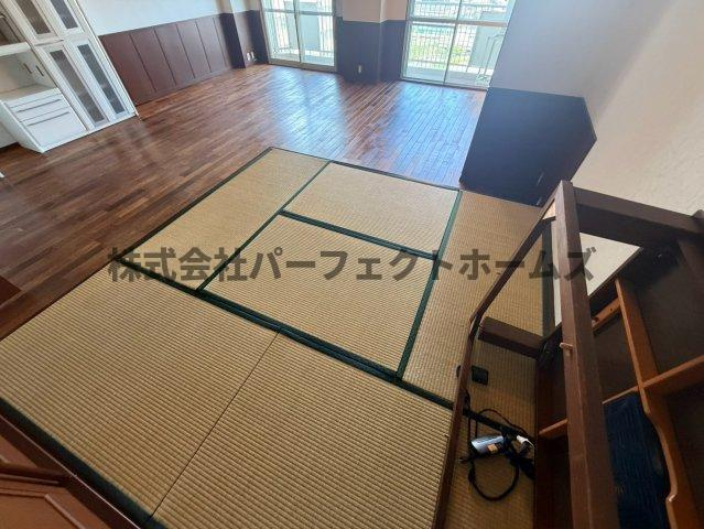 牧野駅前ハイツの和室|明るい和室です