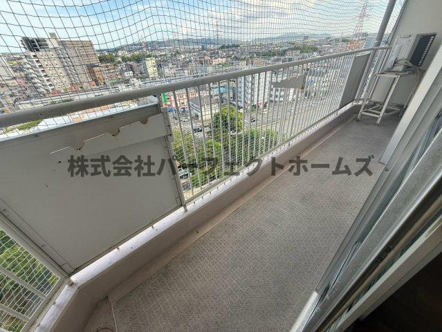 牧野駅前ハイツのバルコニー|暖かな日差しのふりそそぐバルコニー