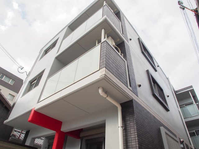 ロジェオークラの外観