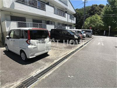 【駐車場】 | サンシャインさのＡ