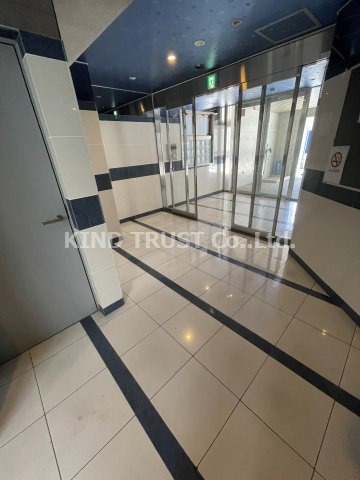 ゼウス梅田アクアのエントランス|毎日通るエントランスはこのようになっています