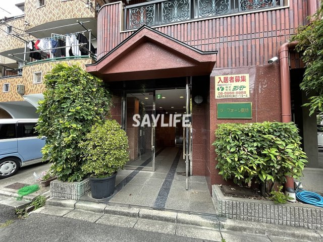 ラ・フォーレ諏訪のエントランス