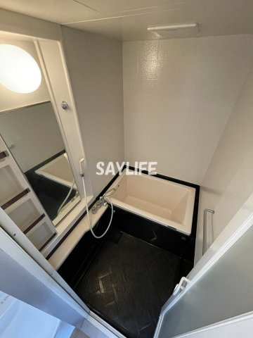 ラ・フォーレ諏訪の浴室