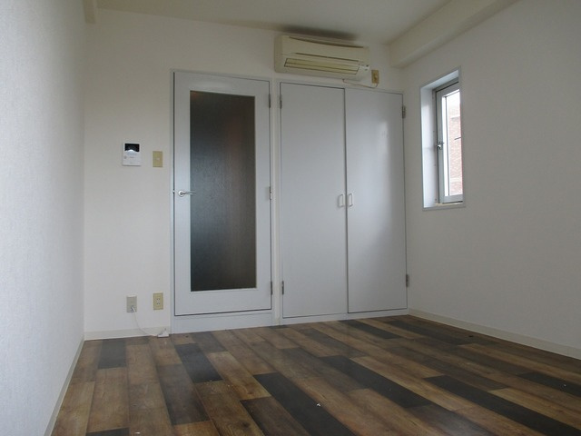 【居間・リビング】 | ココチフォレストgn | ２面採光の明るい洋室です