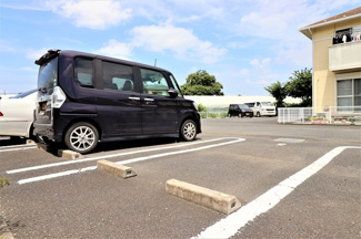 【駐車場】