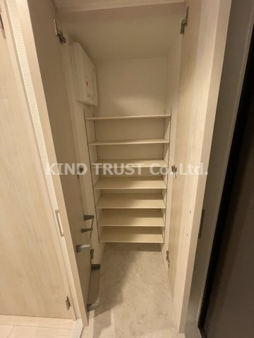 エスリードレジデンス梅田フロントの収納|大きなものも収納できそうです