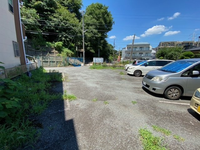 管野駐車場の駐車場