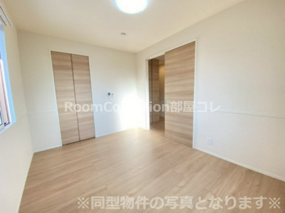 【寝室】 | ファミール高雄 | ※同型物件の写真となります※
※色は異なる場合がございます※